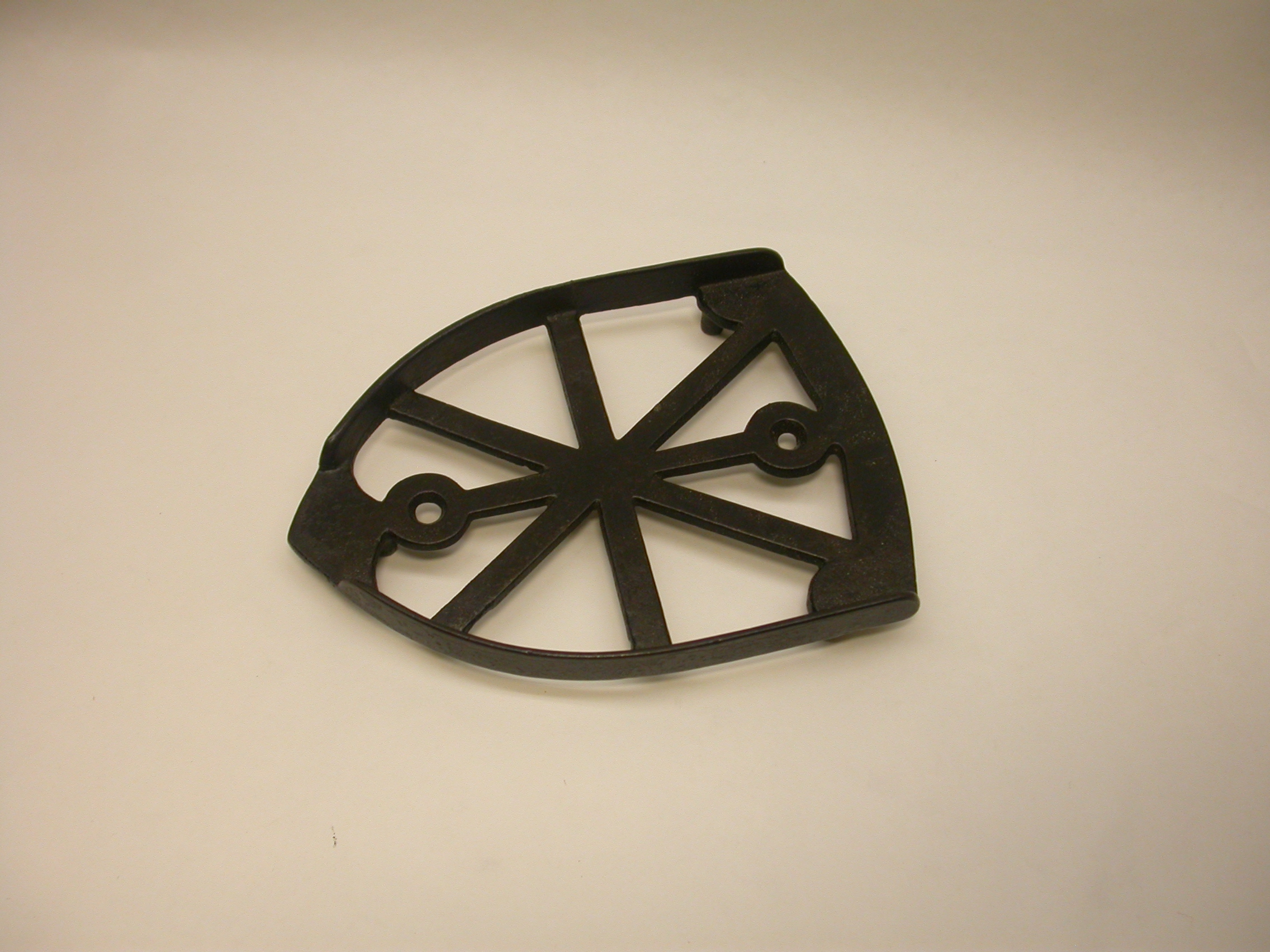 an%20iron%20trivet%20in%20the%20Union%20Jack%20pattern